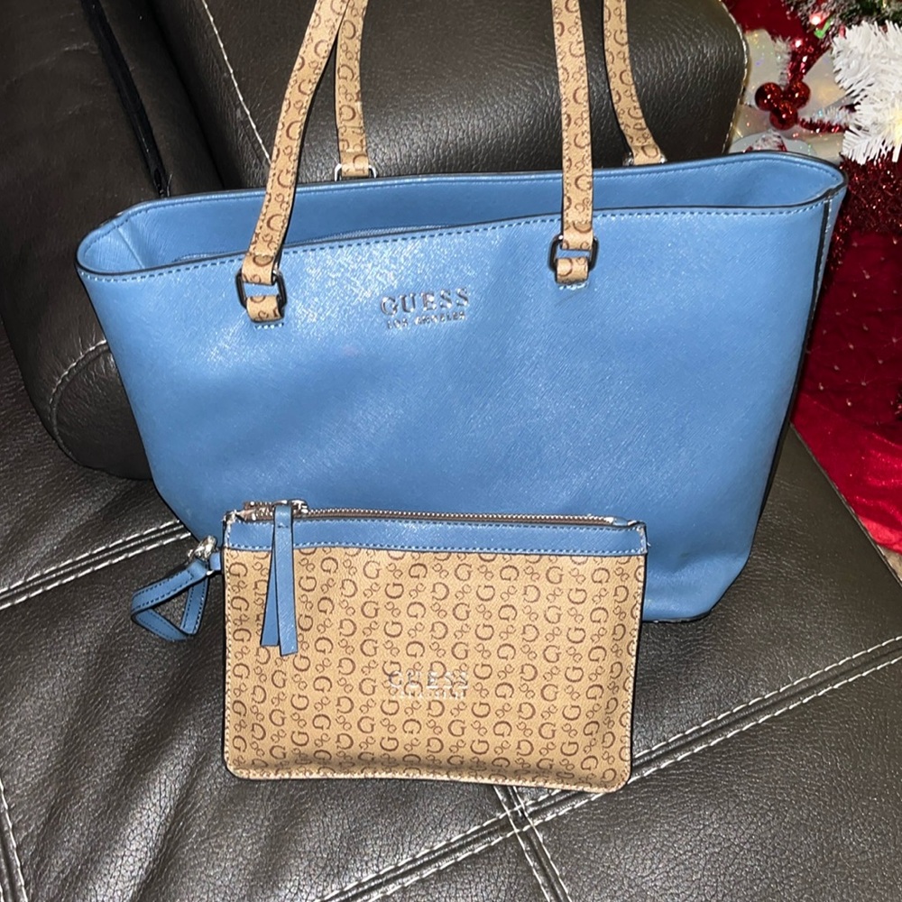 Guess purse and matching waller set